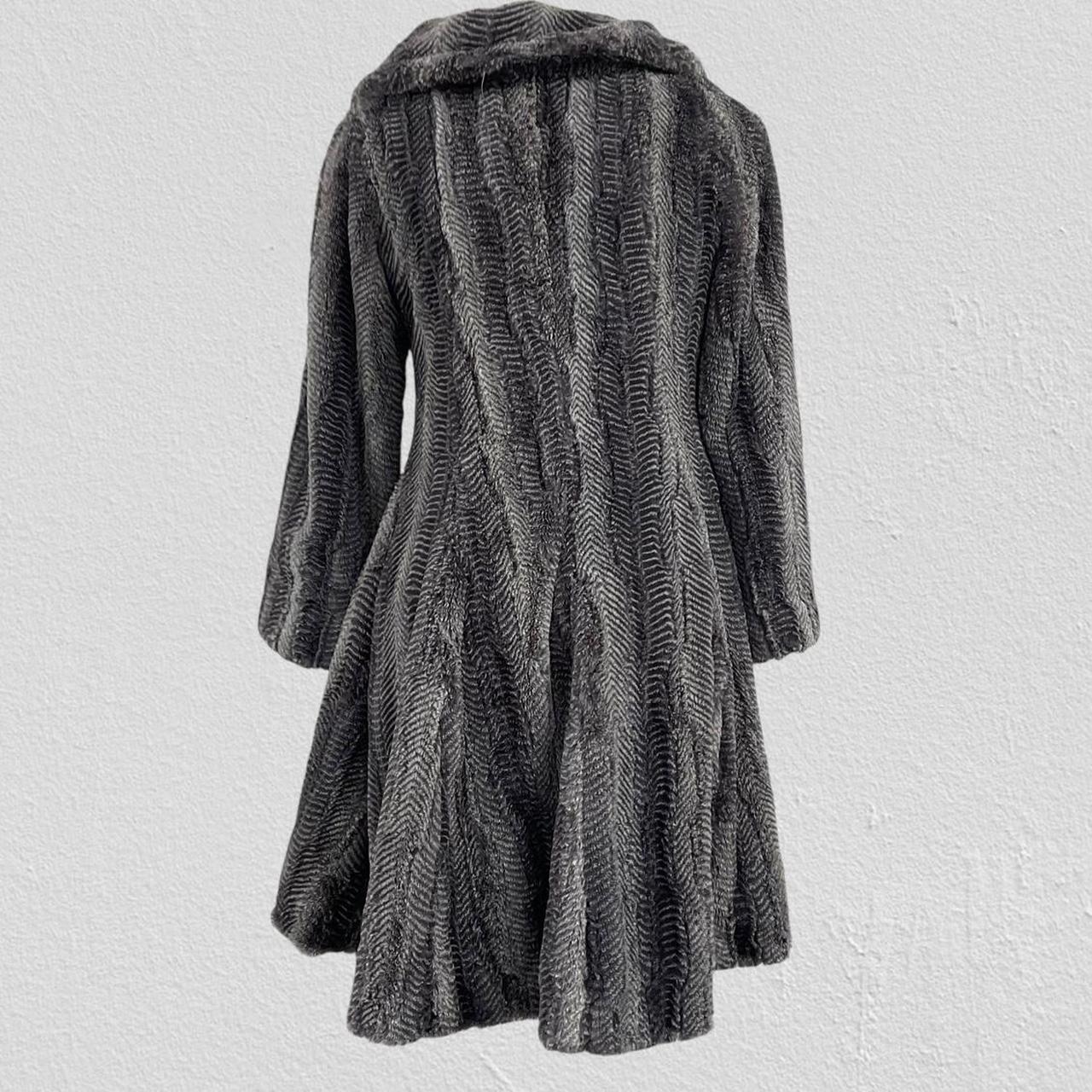 Vintage faux fur coat - Size L
