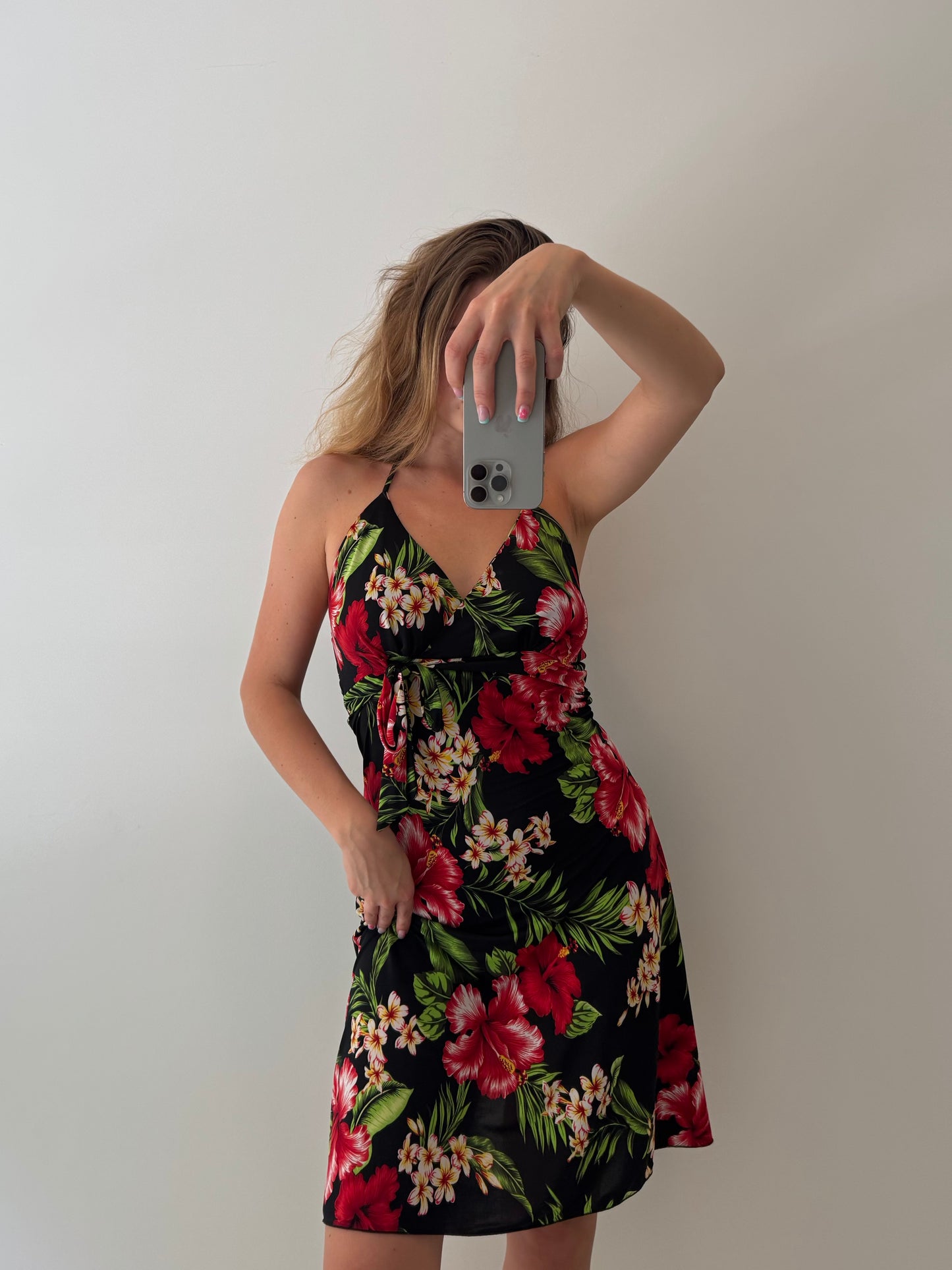 Hawaii hibiscus halter dress - Size S/M
