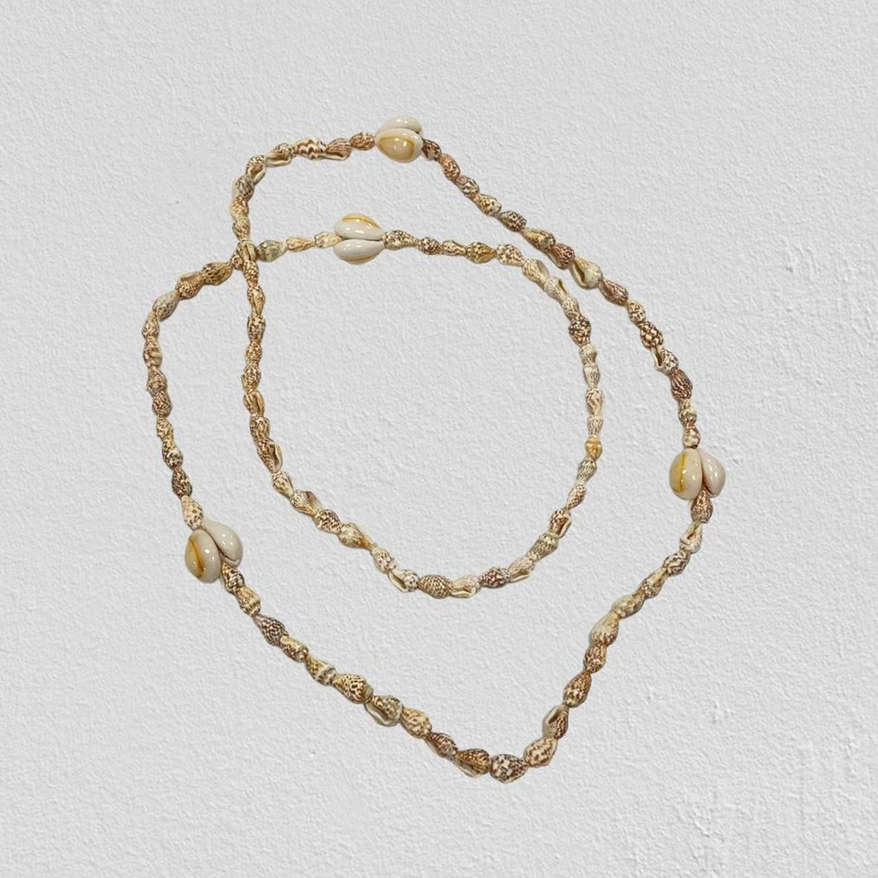 Shell necklace